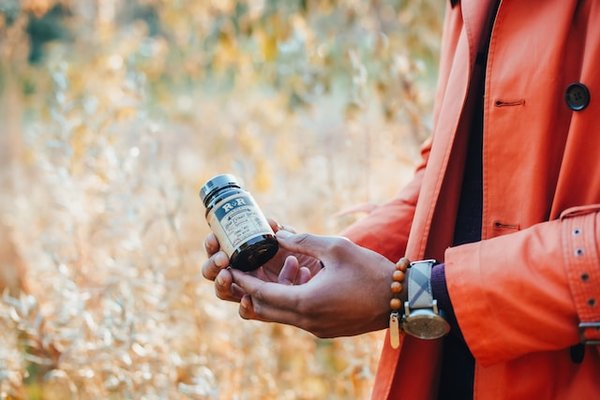 Vendre du cannabidiol bio ou standard, les différences